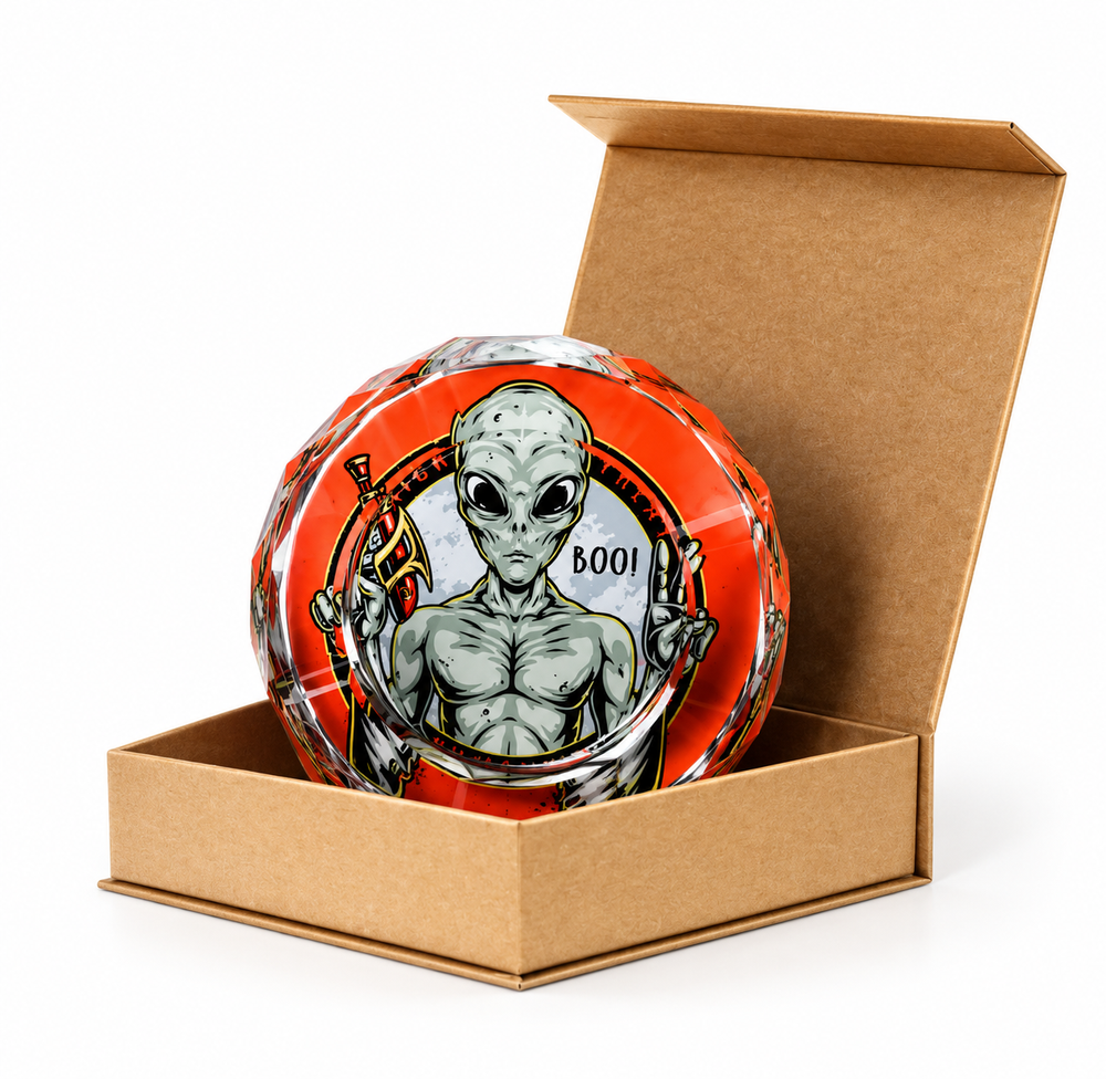 Heavy Alien  ‘Boo!’ Round Glass High Quality Heavy Large Ashtray in Display Boxa