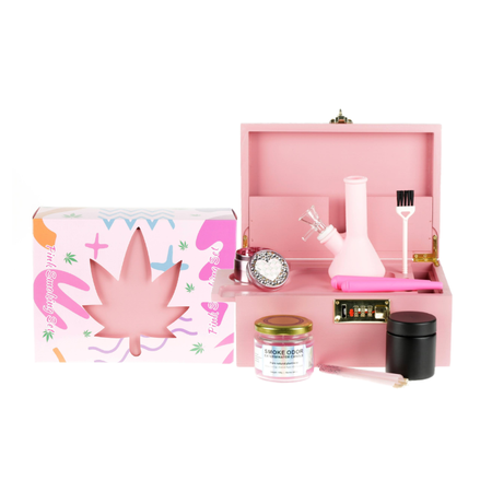 Exclusive Pink Smoking Set – 5 Piece Gift Box