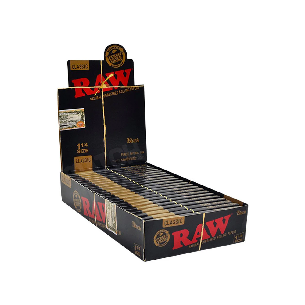 RAW Black 1 1/4 Rolling Papers