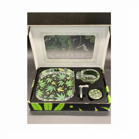 New Smoking Kit 4 Piece Set ASSORTED DESIGN Gift Set