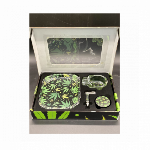 New Smoking Kit 4 Piece Set ASSORTED DESIGN Gift Set